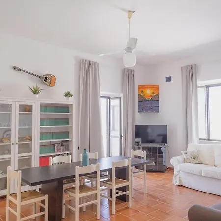 Luce Sul Mare - Il Monastero Sul Mare Lejlighed Vieste