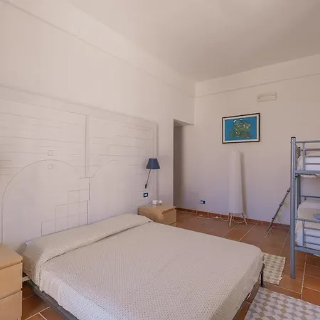 Luce Sul Mare - Il Monastero Sul Mare Vieste