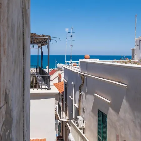 Luce Sul Mare - Il Monastero Sul Mare